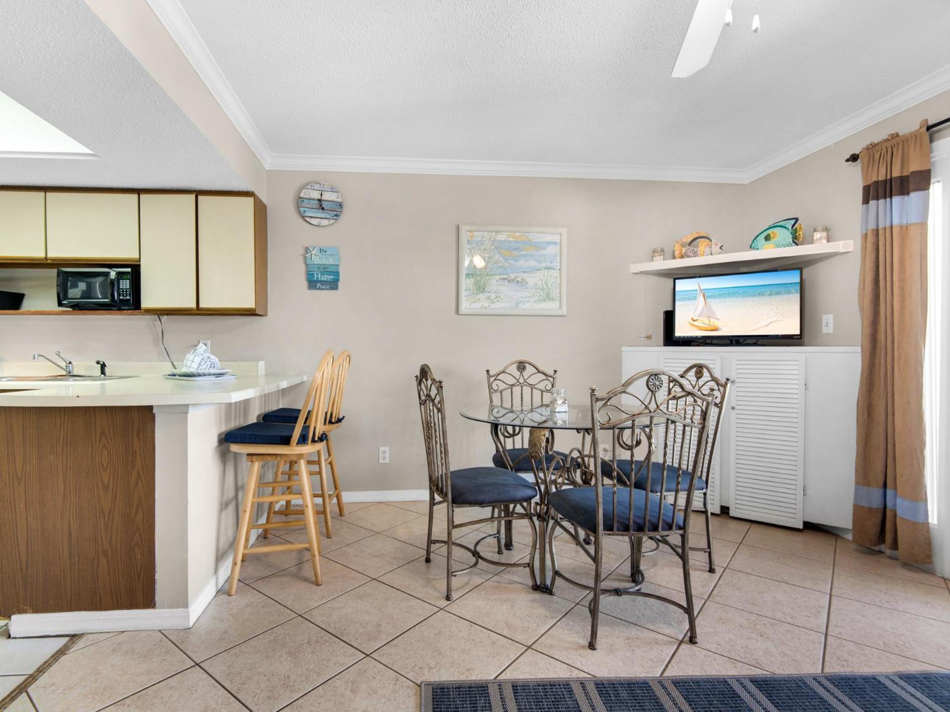 Apartment Summer Breeze 304 By Newman-dailey