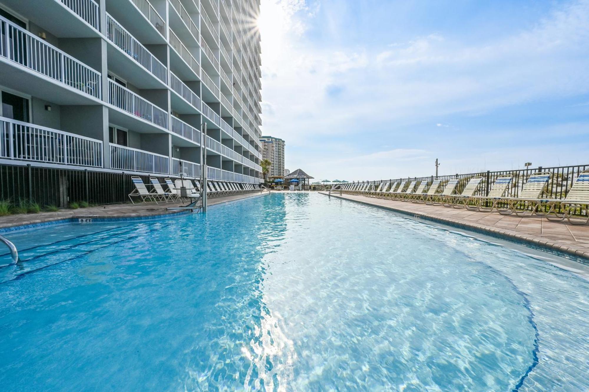 Apartment Pelican Pointe *