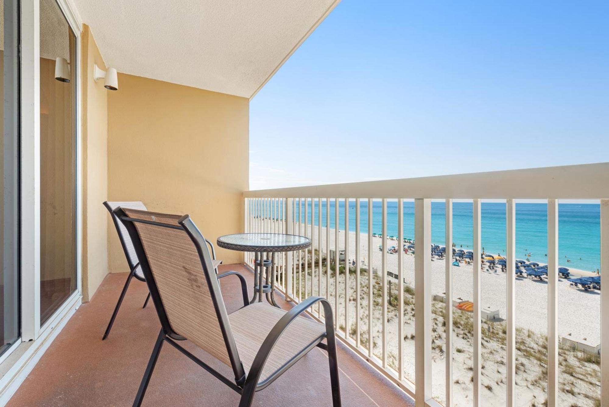 Pelican Pointe