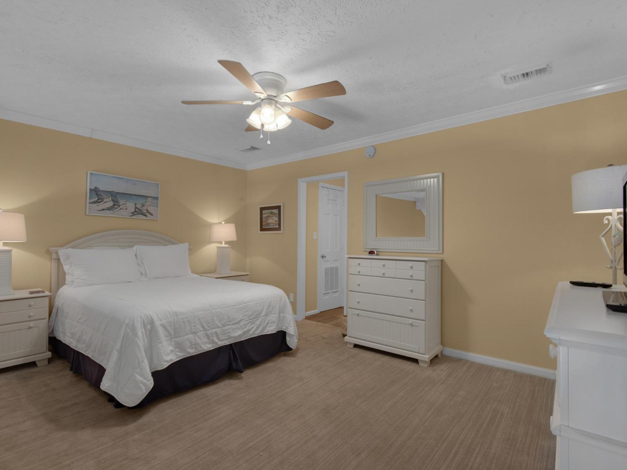 Crystal A11 By Newman-dailey Apartment *