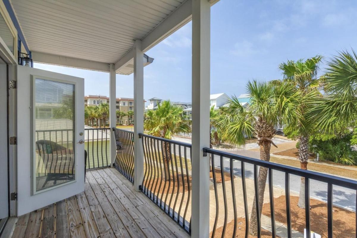 Blu Flamingo Free Golf Cart Priv Pool Steps2beach Holiday home Destin