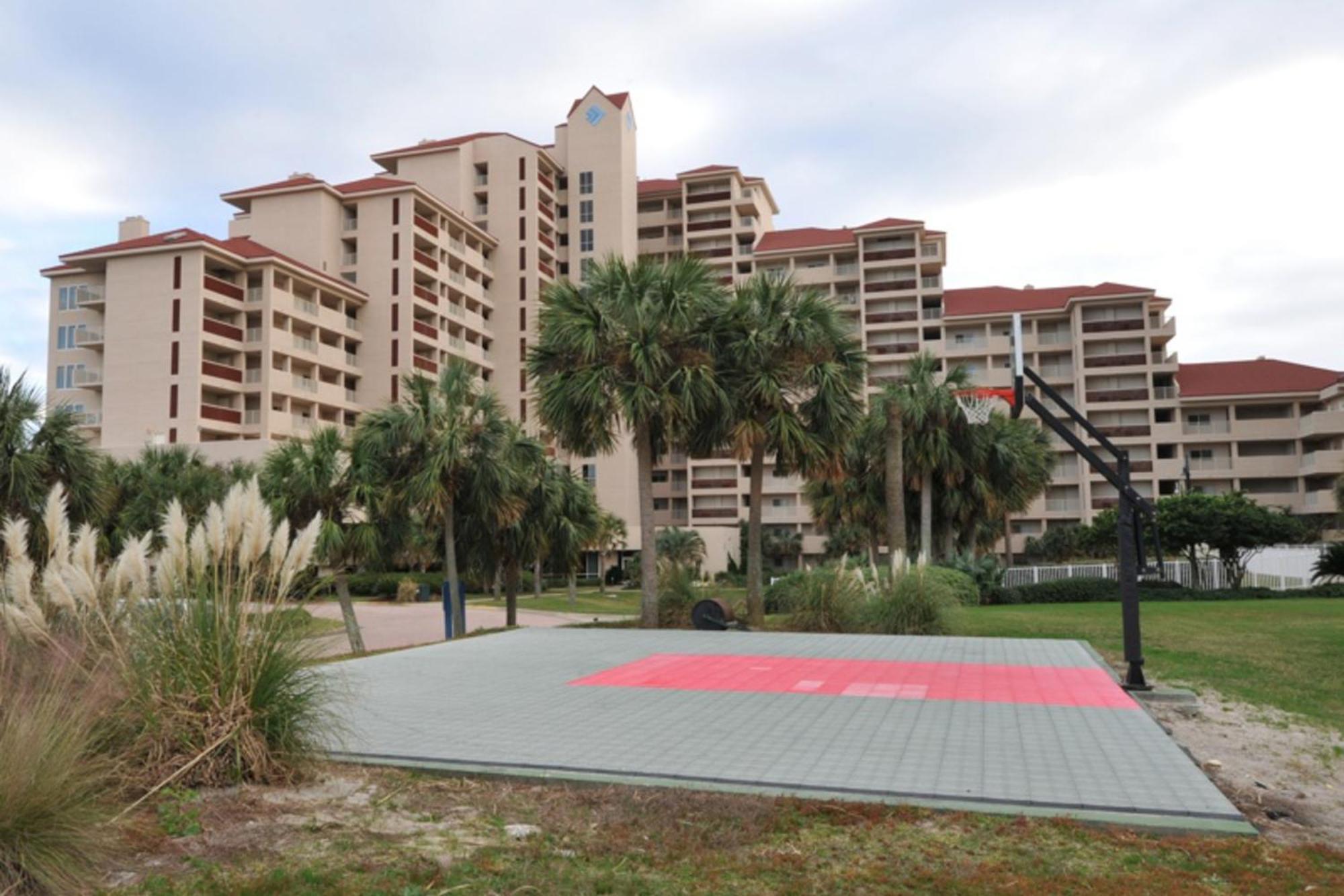 Holiday home Tops'l Manor I Destin