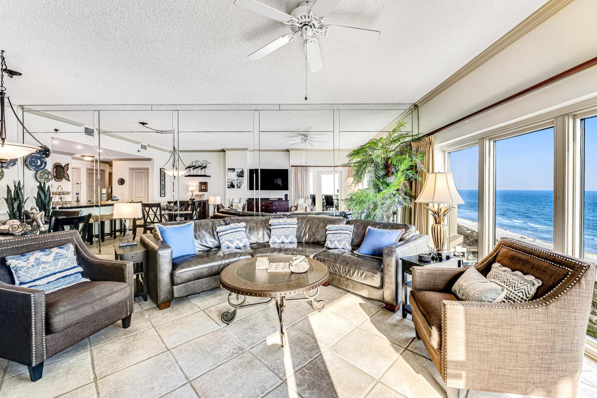 Holiday home Tops'l Manor I
