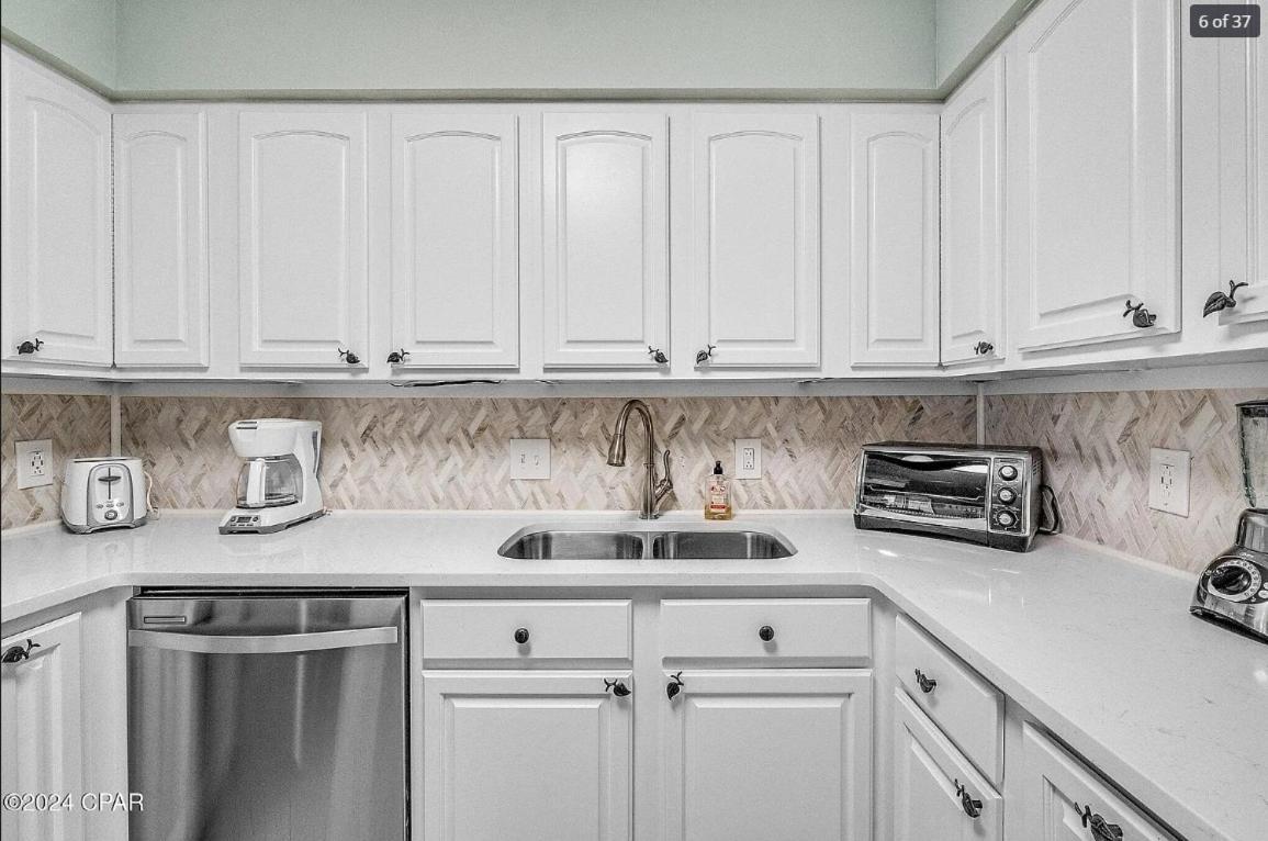 Holiday home Dolphin Point 106c - Harbor Views & Boat Slip *