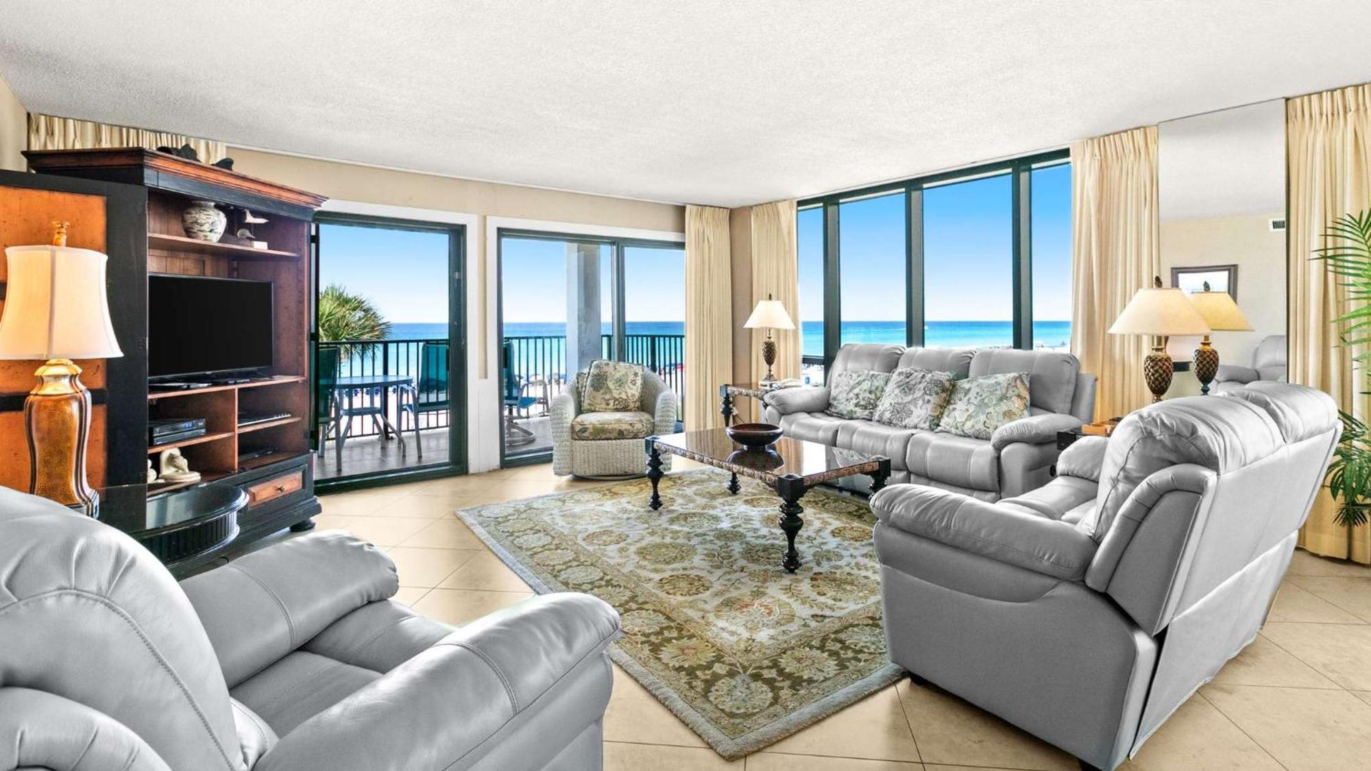 Emerald Towes 306 Front 3rd Floor