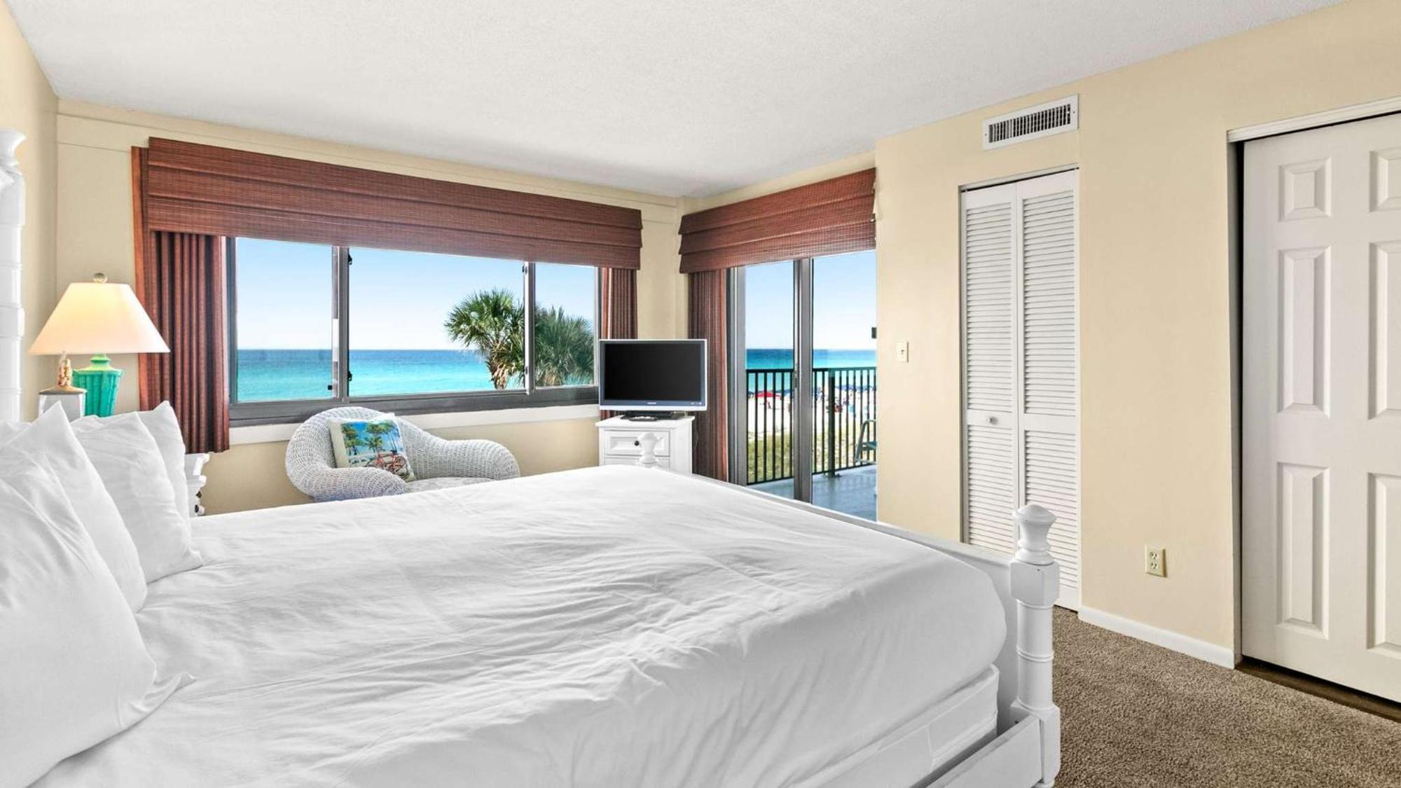 Emerald Towes 306 Front 3rd Floor Holiday home Destin